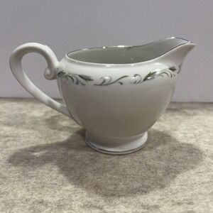 Diamond  ( Japan ) China Romance Cream Pitcher Creamer EUC